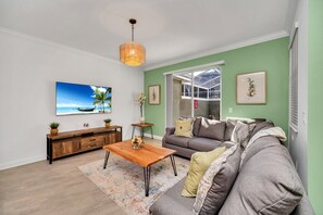 House (4 Bedrooms) | Property amenity