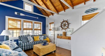 Entire beach house w/ROOFTOP TERRACE! Access to private beach!!