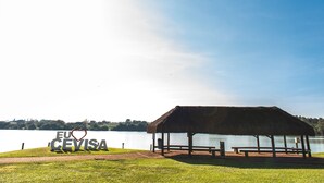 Outdoor treatment areas, sauna, hot tub, steam room, hot springs - CEVISA Spa Médico (Engenheiro Coelho)