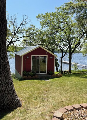 Exterior - Cozy Red Cabin on Briggs Lake (Clear Lake)