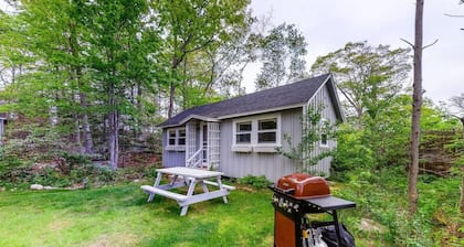 Low Tide Cabin @ Pemaquid Beach