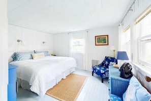 1 bedroom, free WiFi, bed sheets - Low Tide Cabin @ Pemaquid Beach (New Harbor)