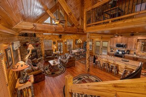 Fireplace - Cloud 9 (Sevierville)