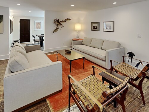 July 4th Discount-Private Compound, Main+Cottage/Cabins,Indoor Pool Spa