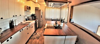 Tranquil White Mountain Lake Escape Lake Access with Beach