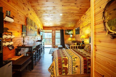 Bigfoot Lodge Room Three