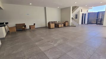 Vila superluxo, 3 quartos, piscina particular | Terraço/pátio
