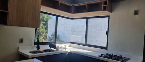 Villa de lujo, 3 habitaciones, alberca privada | Cocina privada