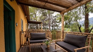 Deluxe Room | Balcony view
