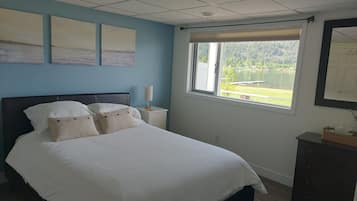 2 habitaciones, tabla de planchar con plancha, cuna de viaje y wifi