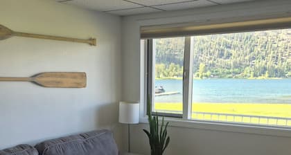Little Shuswap Lake Front Suite