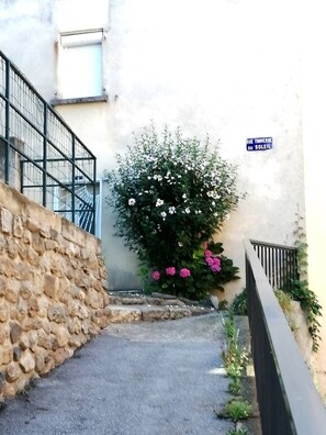 Property grounds - T2 Dans Maison DE Village Avec Jardin (VERNET LES BAINS)