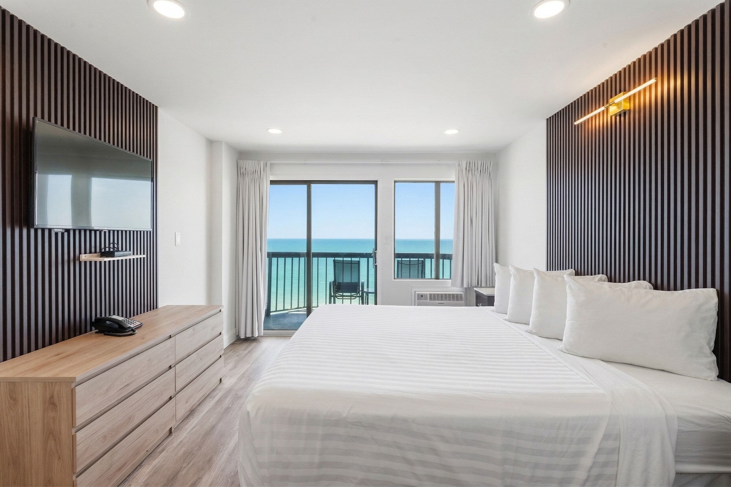 Individually furnished, iron/ironing board, free WiFi, bed sheets