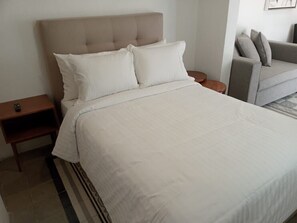 1 bedroom, iron/ironing board, free WiFi, bed sheets