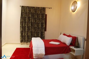 5 bedrooms, travel cot, free WiFi