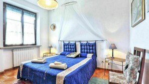 8 camere, culla da viaggio, Wi-Fi gratuito, lenzuola