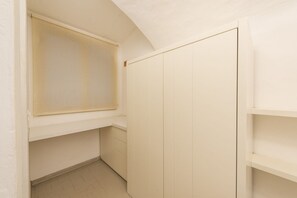 Interior - Capponi Place apartment near the Archaeological Museum by Mmega (Firenze)
