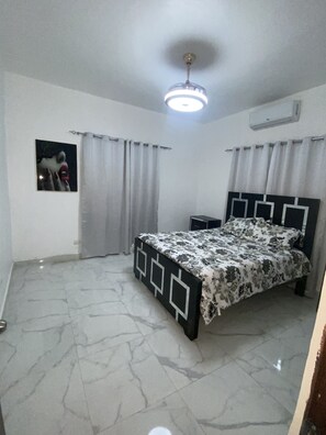 4 sovrum och sängkläder