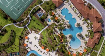 Minutes from Disney! Clean family size Townhouse with a private pool.