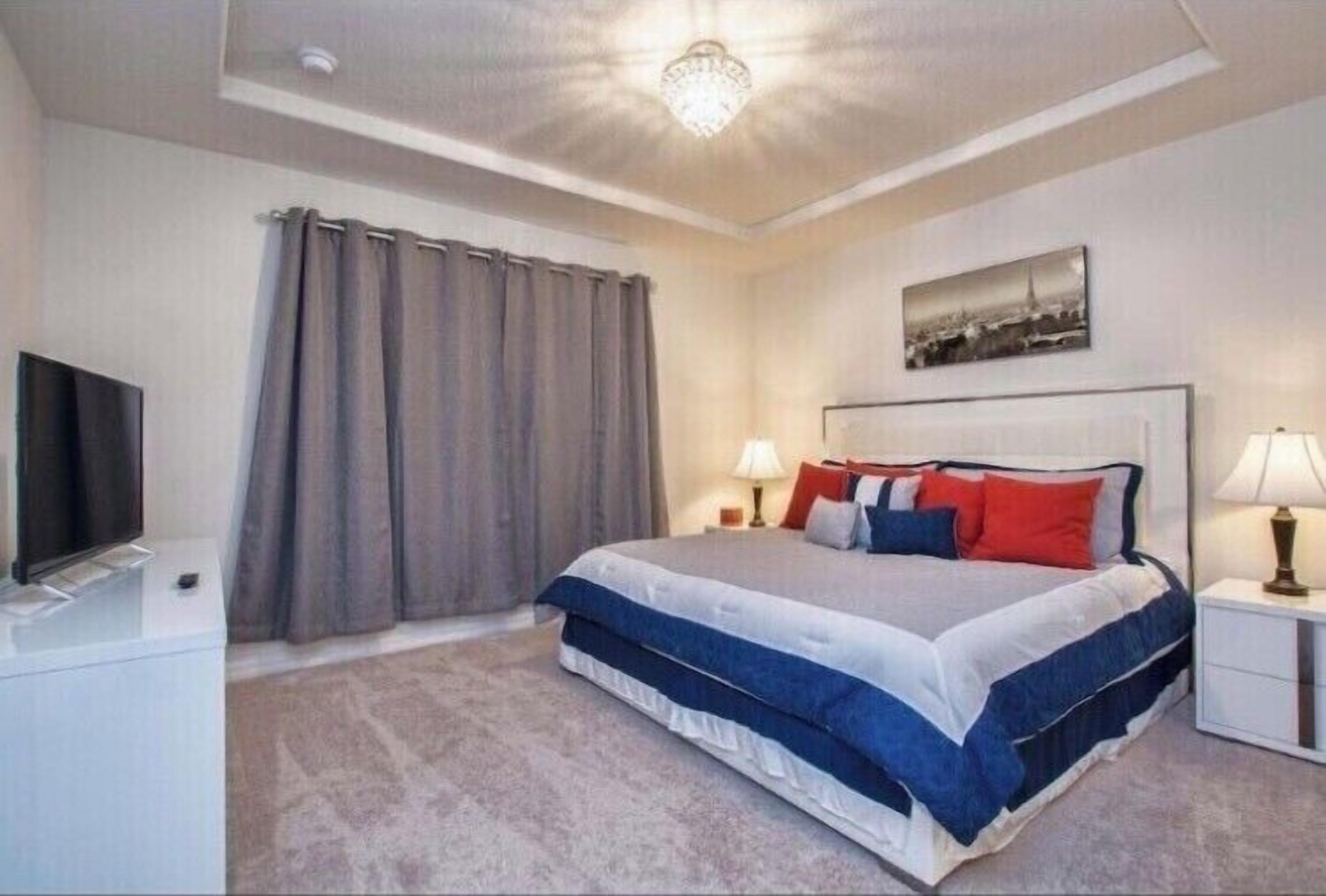 4 bedrooms, iron/ironing board, travel crib, free WiFi