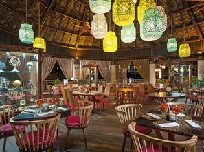 Dining - most relaxing place in the Riviera (Cancun Playa del Carmen)