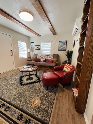 Cozy little home "West of the Pecos".