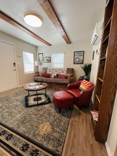 Cozy little home "West of the Pecos".