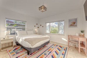 4 Schlafzimmer, Schreibtisch, Reisekinderbett, kostenloses WLAN