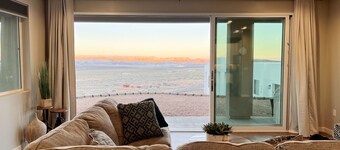 New Home with incredible views of Lake Powell