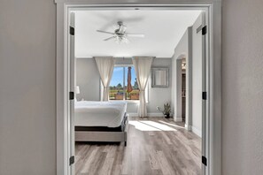 3 chambres, fer et planche à repasser, lit parapluie, Wi-Fi