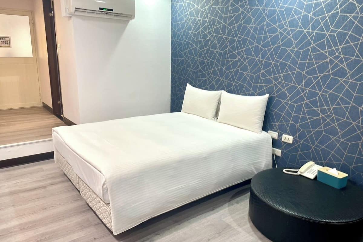 Basic Double Room | Free WiFi