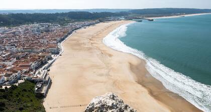 Steps to Beach 4Beds -Ac, Self Check-In, 2024 Reno