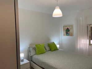 2 Schlafzimmer, Bügeleisen/Bügelbrett, WLAN, Bettwäsche