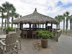 Bar (en la propiedad)