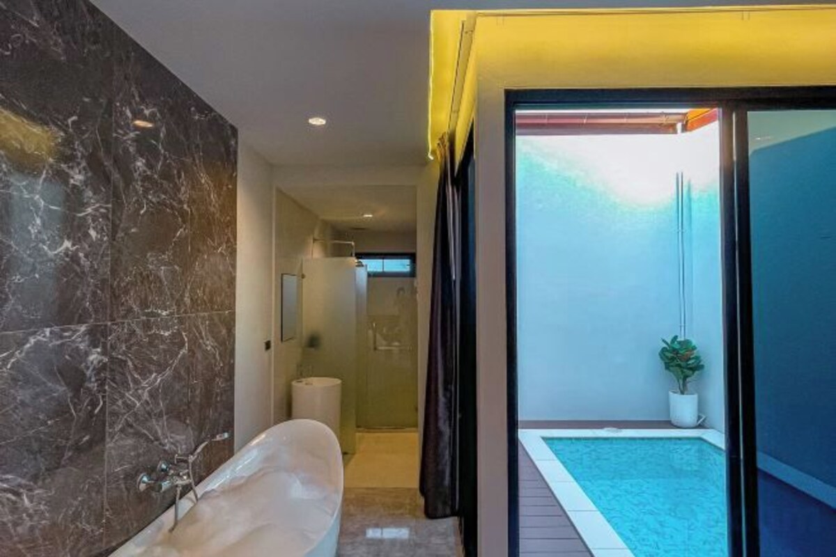 Pool Villa
