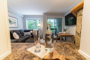 Televisie en een open haard