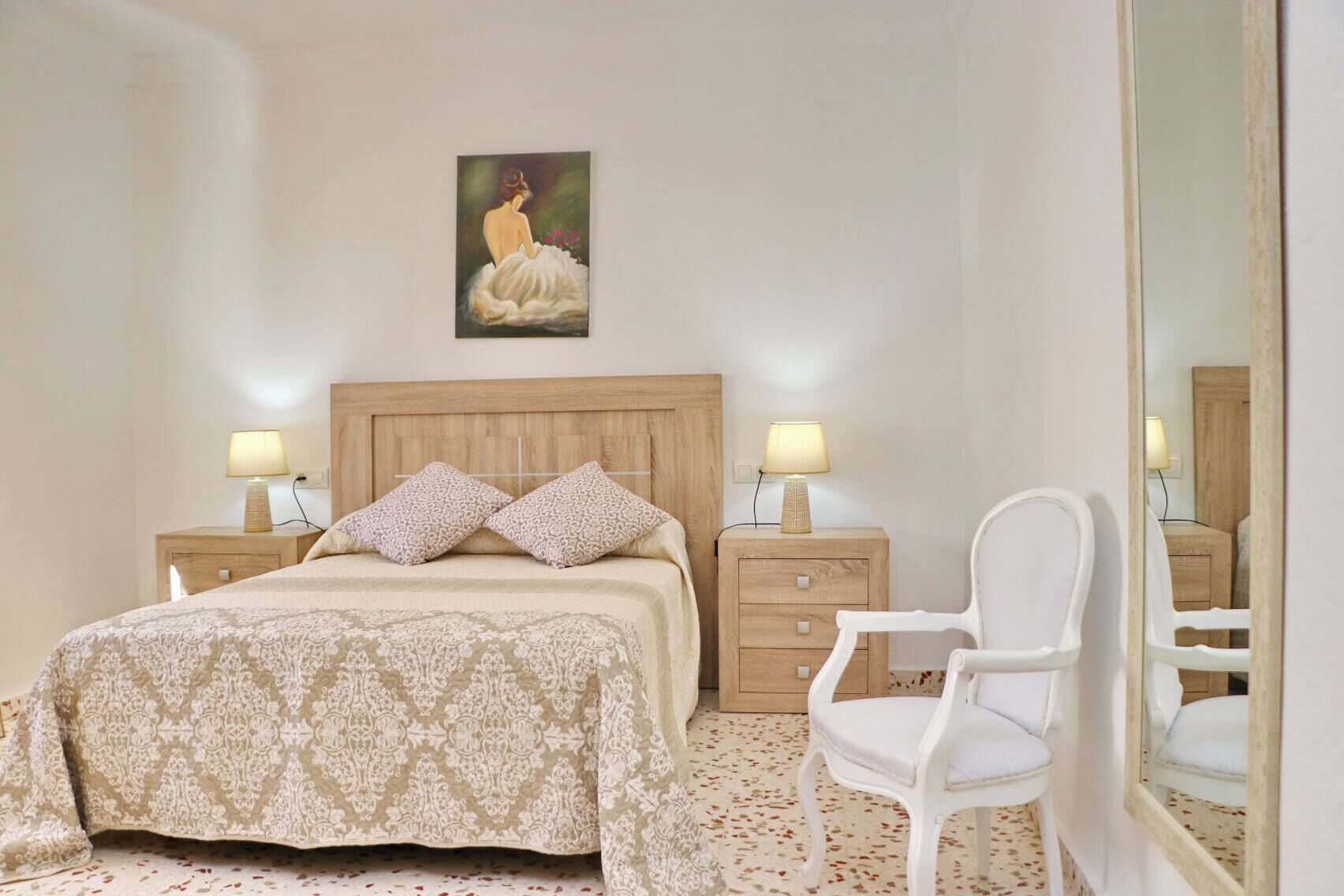 3 bedrooms, iron/ironing board, bed sheets