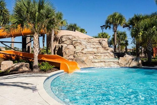 Music Bowling Villa sleeps 40 FREE early check in/late check out WHEN available