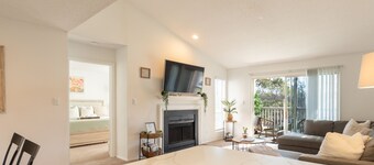 King Suite ♛ South Charlotte | Free Parking & Pool