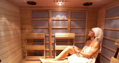 Steinhatchee Landing Resort -Cross Creek #2-Dog Friendly **THIRD NIGHT FREE**