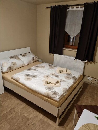 Room 09 (DH) - Pension Torgau