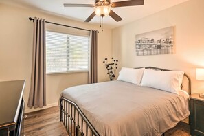 4 Schlafzimmer, Bügeleisen/Bügelbrett, Internetzugang, Bettwäsche