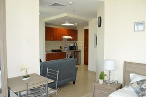 Studio | Living area