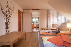 2 dormitorios, tabla de planchar con plancha, wifi gratis y ropa de cama