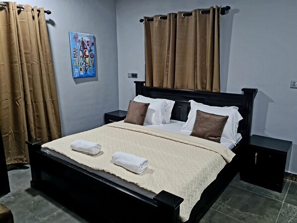 2 chambres, fer et planche à repasser, Wi-Fi gratuit