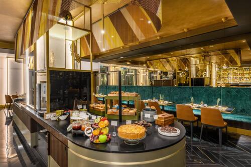 Daily buffet breakfast for a fee