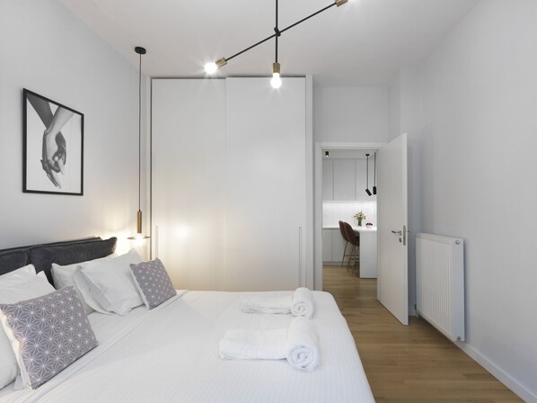 1 bedroom, iron/ironing board