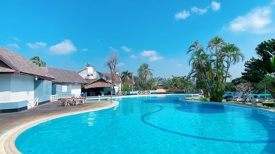 Korat Country Club Golf and Resort