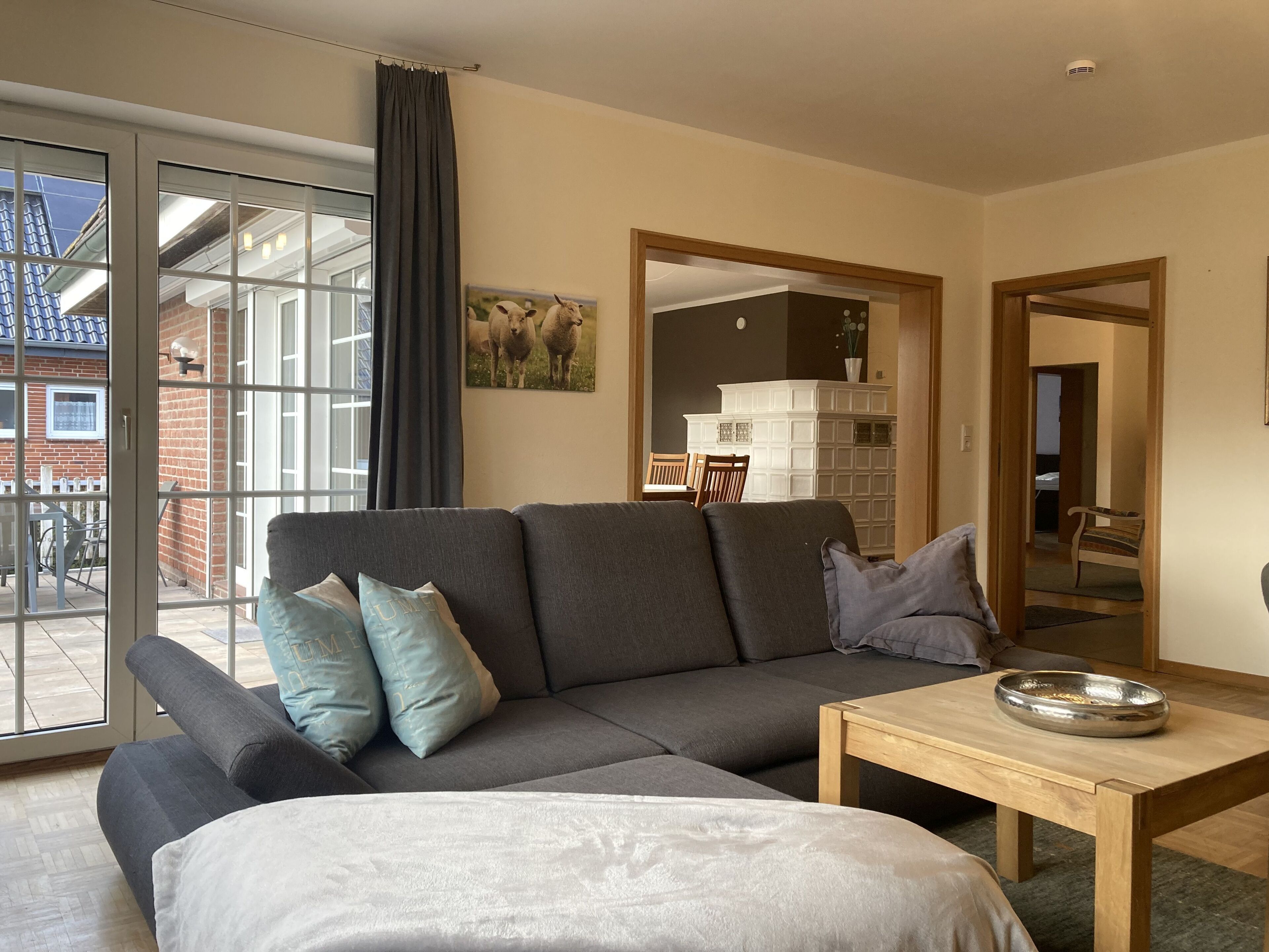 TV, fireplace, DVD player, stereo