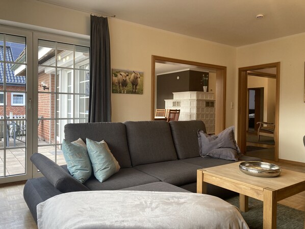 TV, fireplace, DVD player, stereo